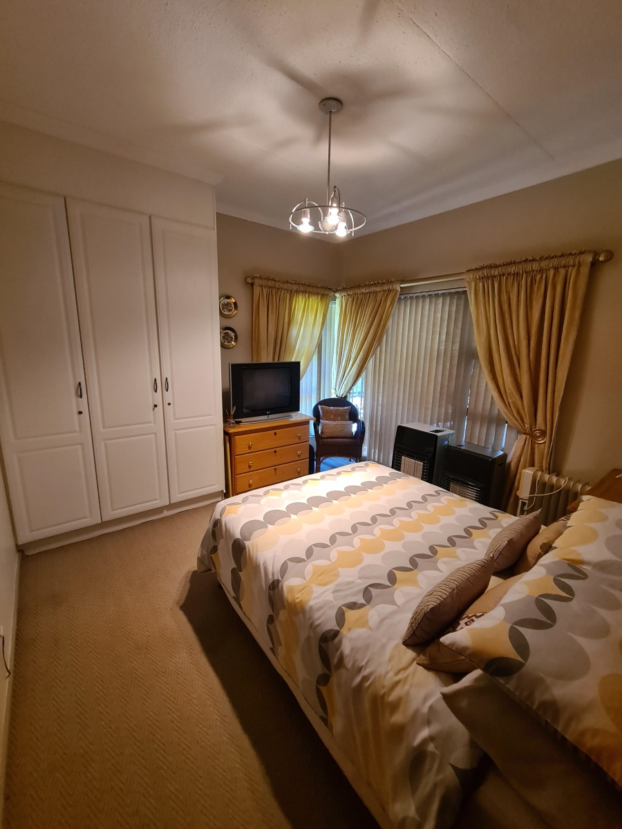 5 Bedroom Property for Sale in Maraldi Estate Free State
